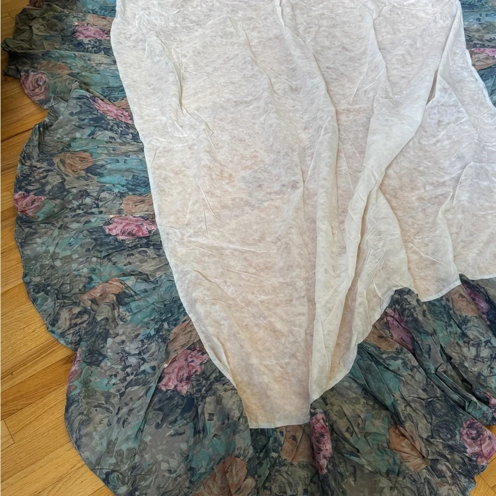 Floral Patterned Full size bed Skirt